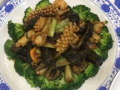 -大鸭梨烤鸭店(金顶街店)