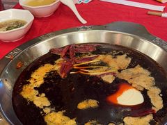 -山城年华老火锅(玉林店)