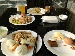 -铂逸梦秦酒店(横店梦幻谷店)