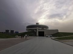 -郑东新区龙湖公共艺术中心