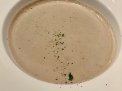 奶油蘑菇汤-Ambra Haus琥珀屋精酿餐厅(宝山店)