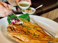 -Chom Cafe and Restaurant