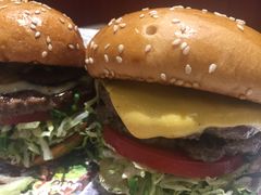 -The Habit Burger Grill 哈比特汉堡(爱琴海店)