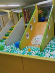 -孩子王(万达广场店)