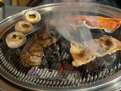 -围炉肉舍•炭烤活鳗•丹东海鲜烤肉(步行街店)