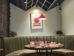 -叶派龙虾•招牌香辣蟹·海鲜(中海国际店)