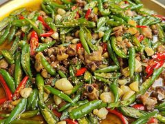 -有红鸡毛店·川菜(建设路店)