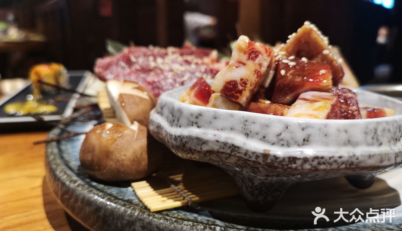 一秒穿越到日本，这家地处市中心的日式烤肉吃货绝不要错过