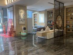 -蓬客精品酒店(南山海岸城购物中心店)