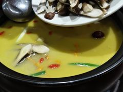 -菌之家·专业纯野生菌火锅·特色炒菌