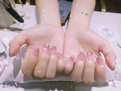 -甲·铺轻奢美甲美睫