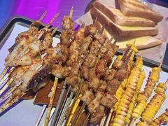 -燥次·烧烤酒场(万象城店)