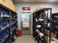 -冠军冰场CHAMPION RINK(百联又一城店)