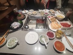 -海底捞火锅(宝龙广场夜宵主题店)