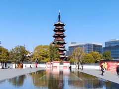 -龙华寺