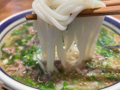 -云阿蛮云南生烫牛肉米线(奉贤路店)