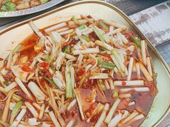 -三叔特色自贡菜(中海国际店)