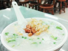 艇仔粥-穗银肠粉店(东川路店)