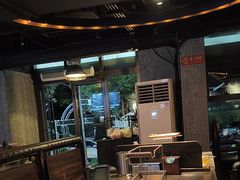 -麦凯伦烧烤·精酿超级工厂店(金桥总店)