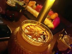 -The ROOF (通盈中心店)