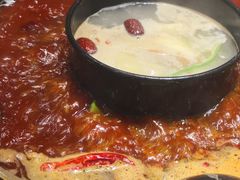 鸳鸯锅底-重庆古老火锅