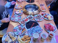 -汉江山料理级自助烤肉(荆州万达店)