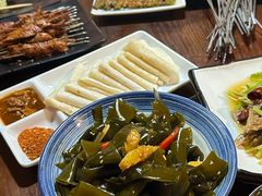 -六福酒馆(秦隆步行街店)