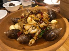 -霄汉牛三鲜湖北砂锅菜(万松园2店)