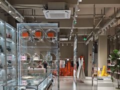 -FUN LUXURY范加奢品(蟠龙天地店)