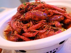 -肥肥虾庄·金牌油焖大虾(首义路店)