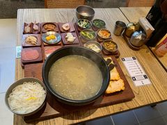 银米·来吃一碗好米线-银米·云南传统过桥米线(双廊黑金冠店)