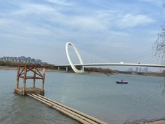 -南京眼步行桥