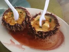 -三亚火车头万人海鲜广场