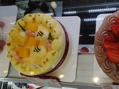 -花花卷卷·鲜食蛋糕(静安久光百货店)