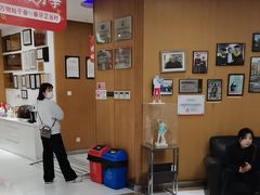-雅悦齿科(顾村公园店)