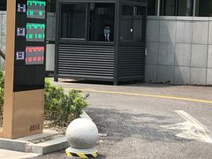 -华成国际发展大厦-停车场