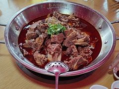 -大众跷脚牛肉馆·非遗传承单位(峨眉山店)