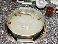 -一席地·本地鸡窝·杭帮鸡火锅(萧山银隆百货店)