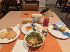 -亚龙湾希尔顿自助餐厅·海鲜·烧烤·沙滩BBQ·现场乐队