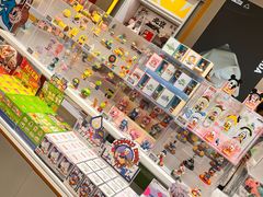 -泡泡玛特POPMART(凯德大峡谷店)