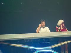 -赛博LIVE SHOW酒吧