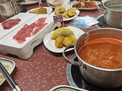 -四囍码头海鲜烧烤自助火锅(外滩南京东路悦荟广场店)