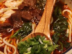 -鑫花溪牛肉米粉(东环大润发店)