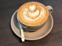 拿铁-LIN COFFEE CO(龙珠达店)