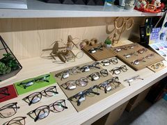 -Trend1881视光·蔡司视觉(领展广场店)