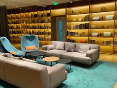 -蔚来中心(北京中关村店)