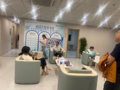 -上海大学附属上海和平眼科医院