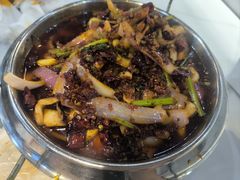 -凤凰路何眼镜香辣蟹(花果园店)