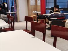 大堂-百事佳烧鸭牛腩(上海虹桥站店)