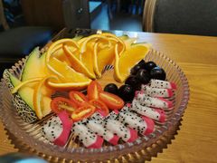 水果拼盘-隔壁老王·家常云南菜(花巷店)